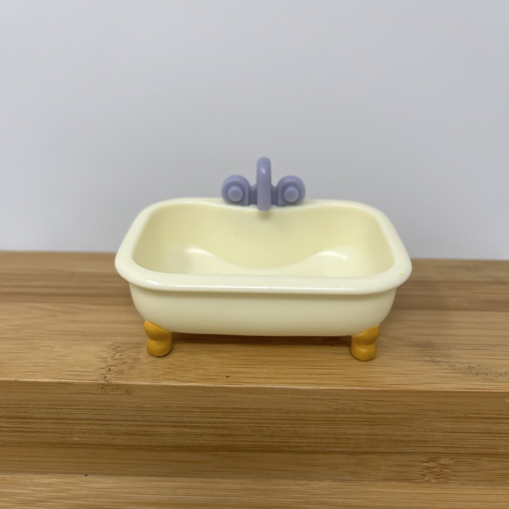 Bluey Family  Dollhouse Replacement Bathroom Tub Furniture Moose Toys